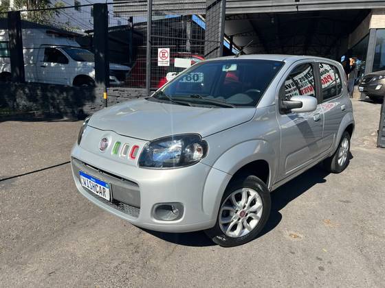 FIAT UNO 1.0 EVO VIVACE 8V FLEX 4P MANUAL